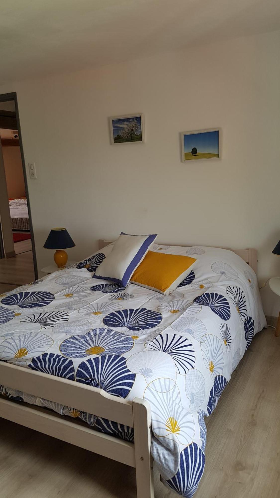 Gite De La Croisette Sommeilles Pokoj fotografie